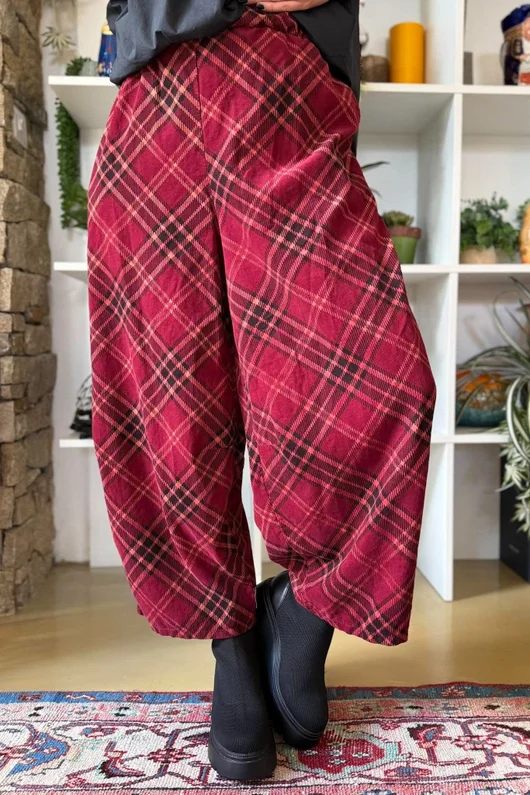 Arbi Needlecord Tartan Barrel Pant Burgundy